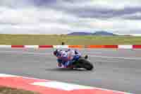 cadwell-no-limits-trackday;cadwell-park;cadwell-park-photographs;cadwell-trackday-photographs;enduro-digital-images;event-digital-images;eventdigitalimages;navarra;no-limits-trackdays;peter-wileman-photography;racing-digital-images;trackday-digital-images;trackday-photos